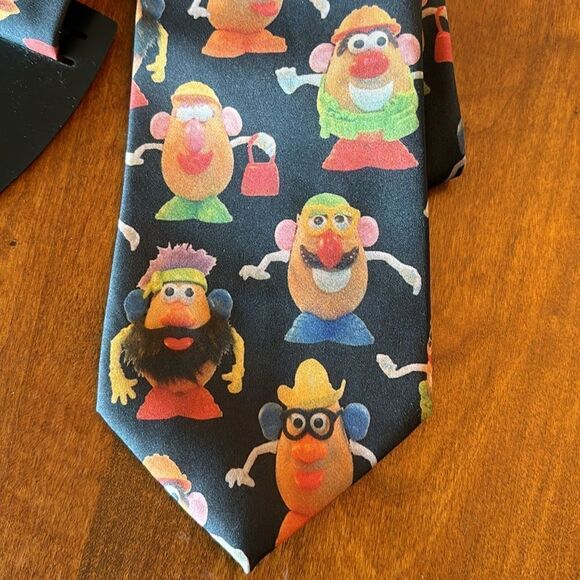 Mr. Potato Head Ralph Marlin Necktie - Picture 2 of 5
